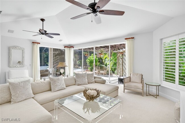 2229 Goshawk Ct in Naples, FL - Building Photo - Building Photo