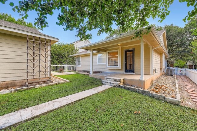 4418 Mather in Kyle, TX - Building Photo - Building Photo