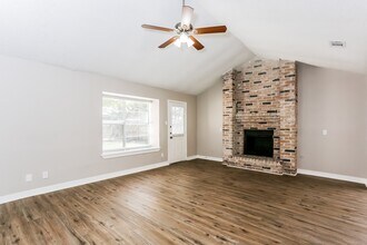 5419 Deer Timbers Trail in Humble, TX - Building Photo - Building Photo