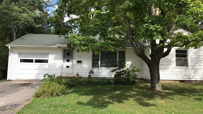 property at 717 S Eastside Dr