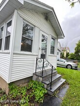 7 Fullerton St in Albany, NY - Building Photo - Building Photo