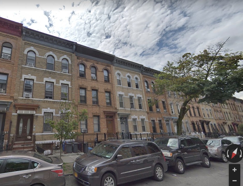 288 Linden St in Brooklyn, NY - Building Photo