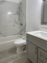 1111 Lord Nelson Ln in Foster City, CA - Foto de edificio - Building Photo