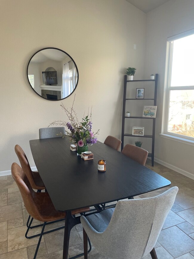 2100 N Humboldt St, Unit 310 in Denver, CO - Building Photo - Building Photo