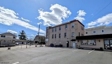 239 Union Blvd in Totowa, NJ - Building Photo - Building Photo