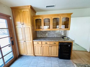 6198 Amethyst Ave in Rancho Cucamonga, CA - Building Photo - Building Photo