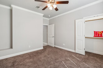 The Residence at Legacy Park in Granbury, TX - Building Photo - Building Photo