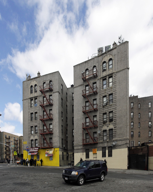 2664 Grand Concourse in Bronx, NY - Building Photo - Building Photo