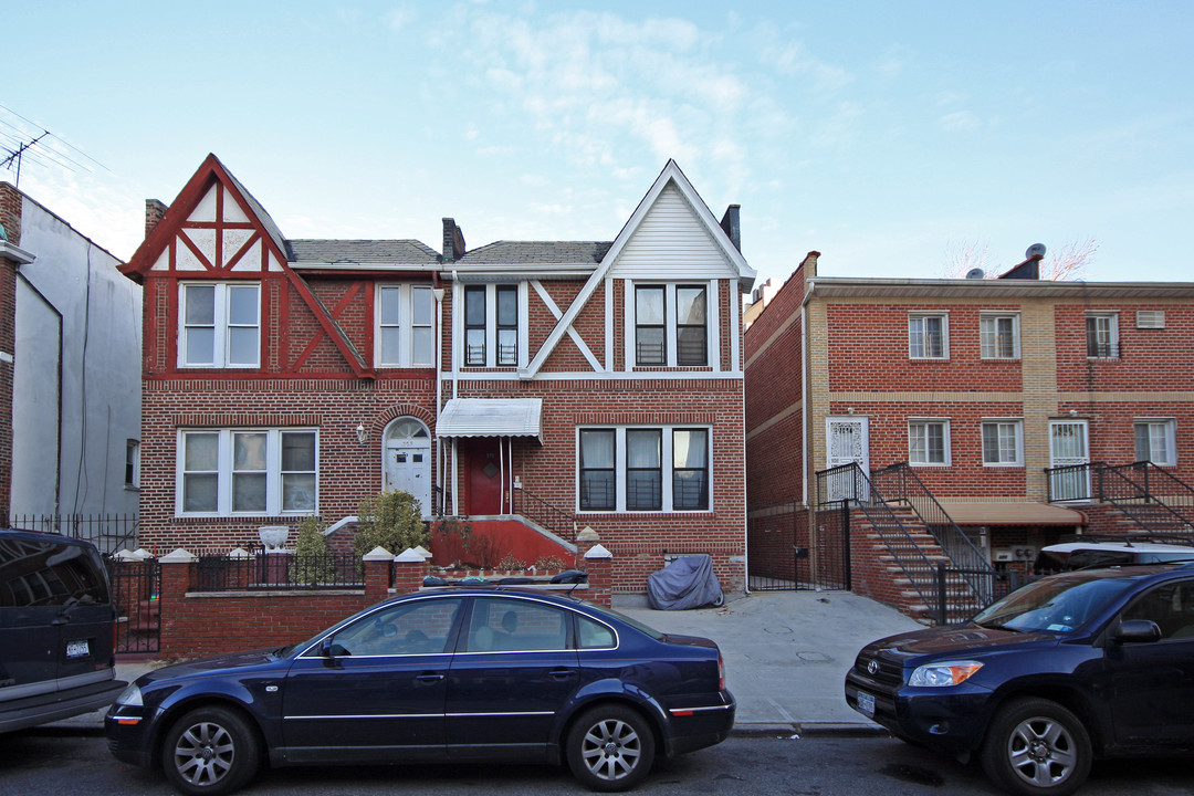 375 Midwood St in Brooklyn, NY - Building Photo