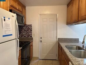 89 Villa Cir in Fairfield, CA - Building Photo - Building Photo