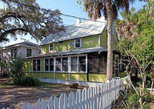 1801 Riverview Dr in Melbourne, FL - Building Photo - Building Photo