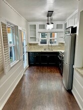 317 8th Pl in Manhattan Beach, CA - Building Photo - Building Photo