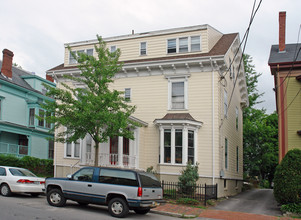 291 Spring St in Portland, ME - Building Photo - Building Photo