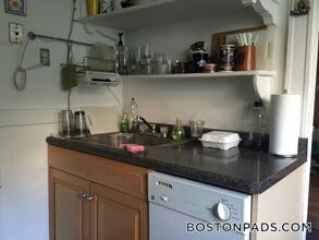 99 Hancock St in Cambridge, MA - Foto de edificio - Building Photo