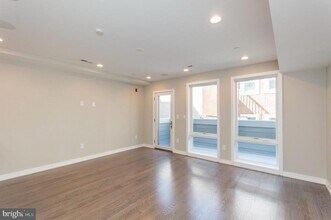 1705 Bainbridge St in Philadelphia, PA - Building Photo - Building Photo