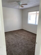 2154 Woodberry Ave in Hemet, CA - Building Photo - Building Photo
