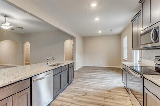 1700 Sandalwood Way in Princeton, TX - Building Photo - Building Photo