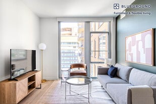 400 Army Navy Dr in Arlington, VA - Building Photo