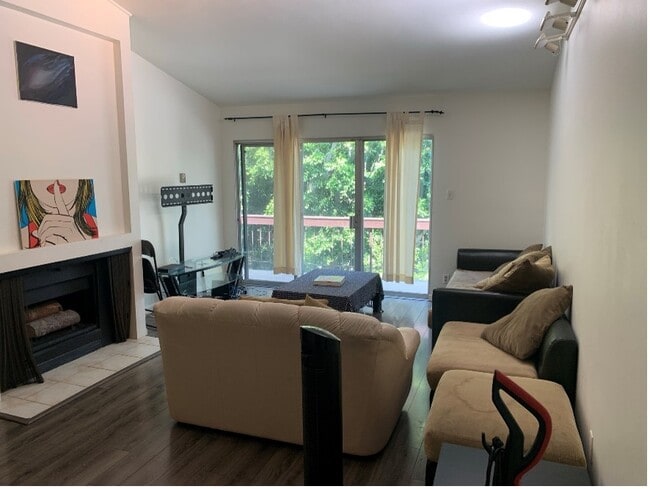 property at 440 Veteran Ave