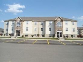 Briarwood Apartments and Villas in La Porte, IN - Building Photo