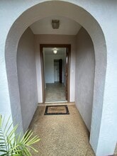 513 SE 24th Ave, Unit #1 in Cape Coral, FL - Foto de edificio - Building Photo