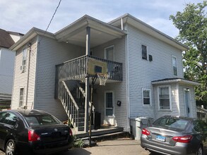 100 Federal St in Bristol, CT - Foto de edificio - Building Photo