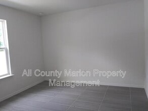 5933 NW 59th Ct in Ocala, FL - Building Photo - Building Photo