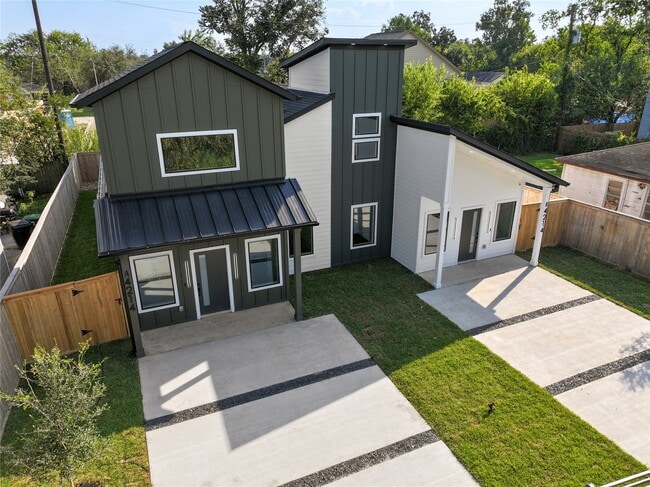 4214 Clover St in Houston, TX - Building Photo - Building Photo