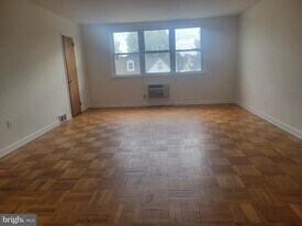 807 Selma St in Norristown, PA - Building Photo