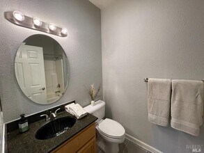 206 Cedar Ridge Dr in Rio Vista, CA - Building Photo - Building Photo