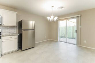 14435 Acuna Ln in Houston, TX - Building Photo - Building Photo