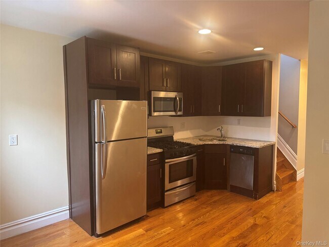 178-29 120th Ave in Queens, NY - Building Photo - Building Photo