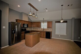 3604 Kale St in Pearland, TX - Building Photo - Building Photo