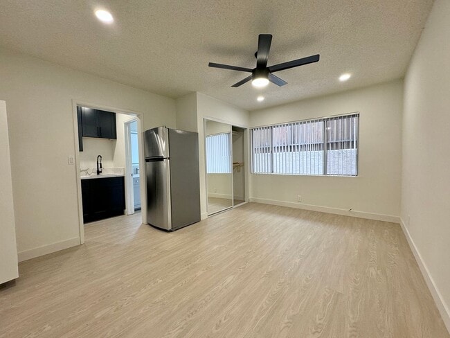 3623 Keystone Av in Los Angeles, CA - Foto de edificio - Building Photo