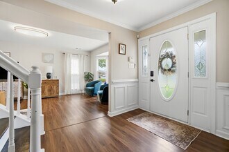 1097 Honeycutt Way in Virginia Beach, VA - Building Photo - Building Photo