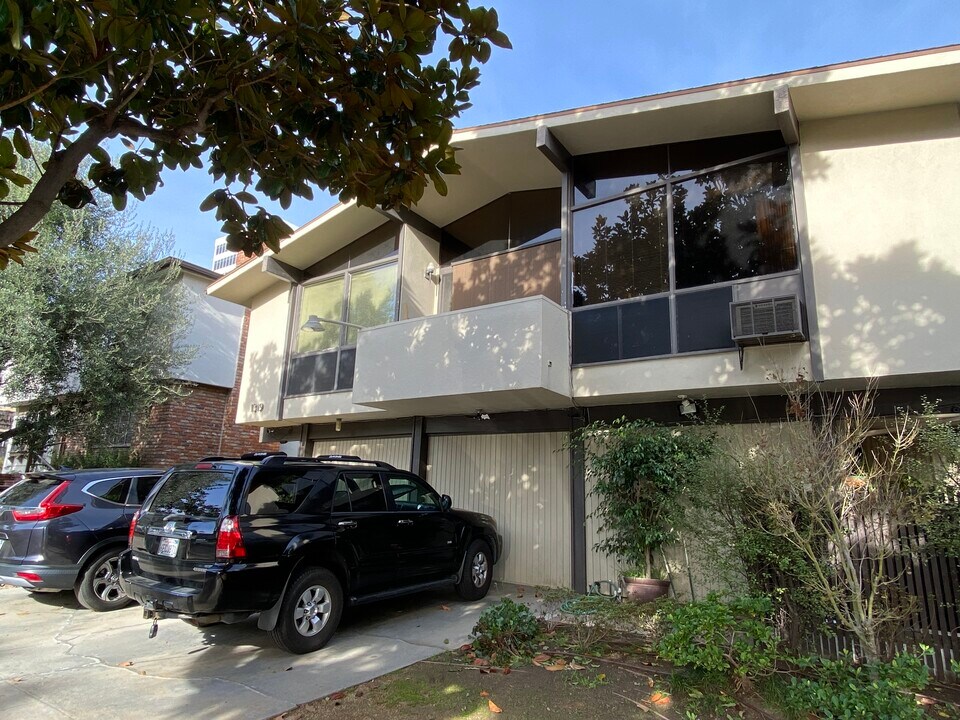 1319 14th St in Santa Monica, CA - Building Photo