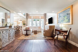 287 11th Ave S in Naples, FL - Building Photo - Building Photo