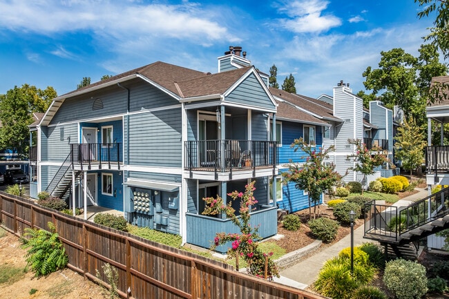Salishan Apartments