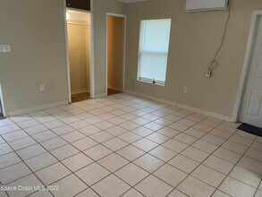 1044 S Wickham Rd in Melbourne, FL - Building Photo - Building Photo