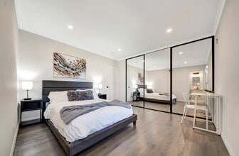 23720 Archwood St in Los Angeles, CA - Building Photo - Building Photo