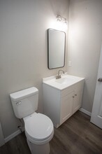 309 W Marigny Cir in Duson, LA - Foto de edificio - Building Photo