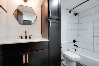 5103 Live Oak St in Dallas, TX - Building Photo - Building Photo