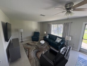 108 Charles Dr in Nokomis, FL - Building Photo - Building Photo