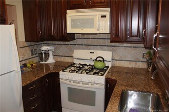 127 Springbrook Dr in Glastonbury, CT - Building Photo - Building Photo
