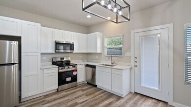 6919 Teton Ridge in San Antonio, TX - Building Photo - Building Photo