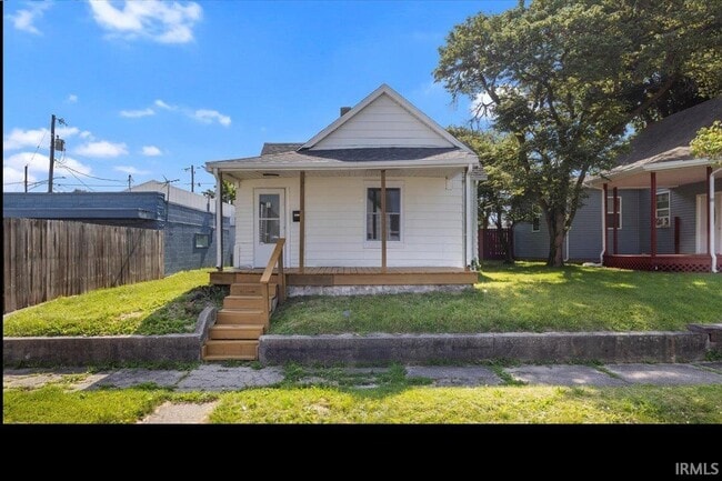 property at 1506 S Main St
