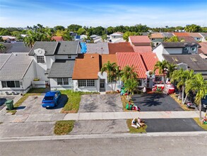 1114 SE 13th Terrace in Homestead, FL - Building Photo - Building Photo