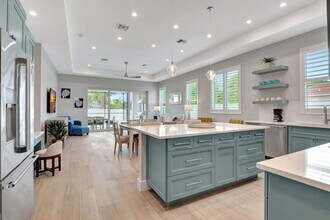 846 95th Ave N in Naples, FL - Building Photo - Building Photo