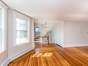 20 Prescott St, Unit 2 in Salem, MA - Building Photo - Building Photo