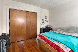 12 Woodbridge St, Unit 4 in Cambridge, MA - Building Photo - Building Photo